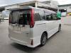 2016 Toyota Noah (2)